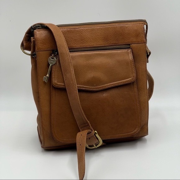 Fossil Handbags - Fossil 1954 Leather Crossbody Purse